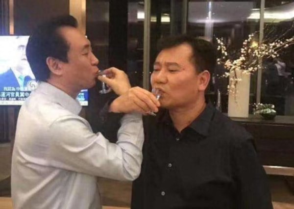 德邦国际 一杯价值200亿的“交杯酒”, 许家印把苏宁坑苦了